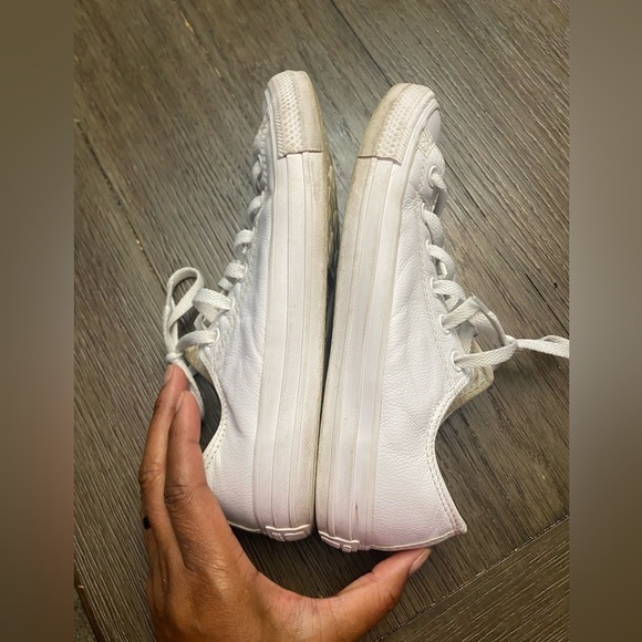 Converse ALL Star White Leather Sneakers Men 6 Women 8 White - Picture 3 of 7